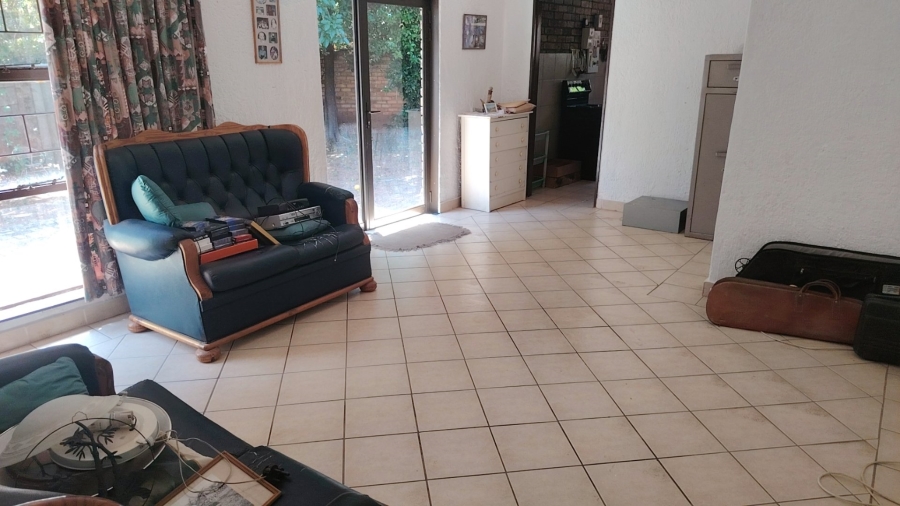 4 Bedroom Property for Sale in Wilkoppies North West